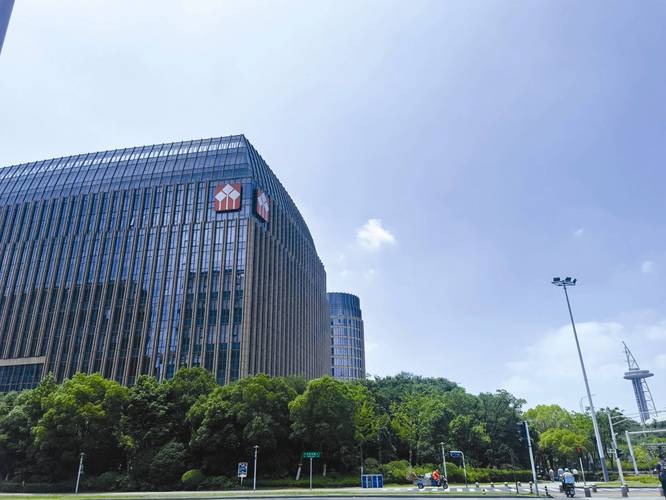 南京华泰证券有限公司简介
